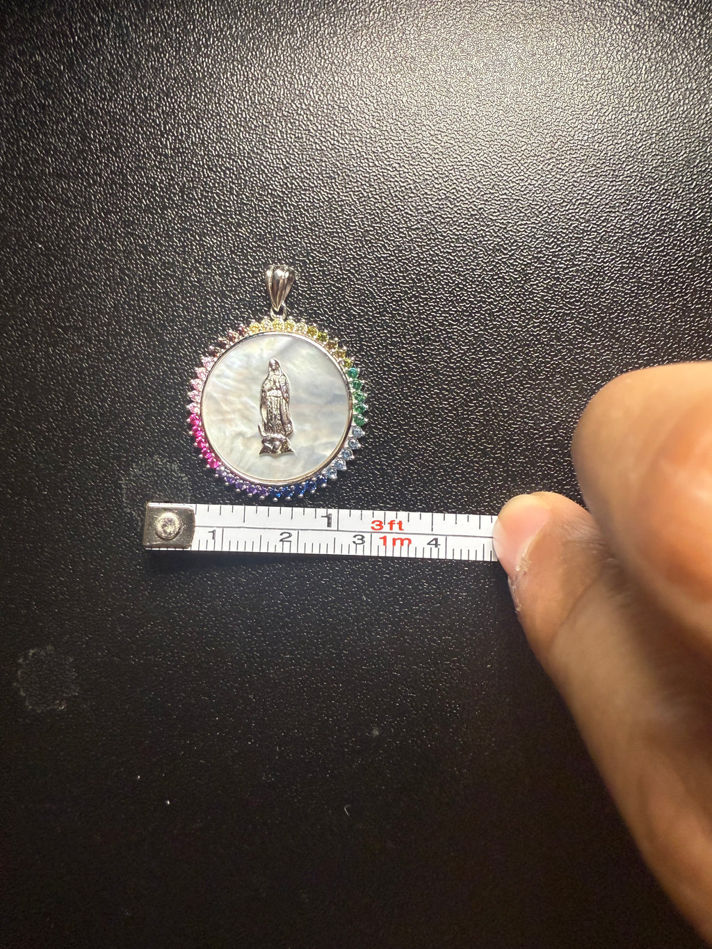 Virgin Mary pearl design