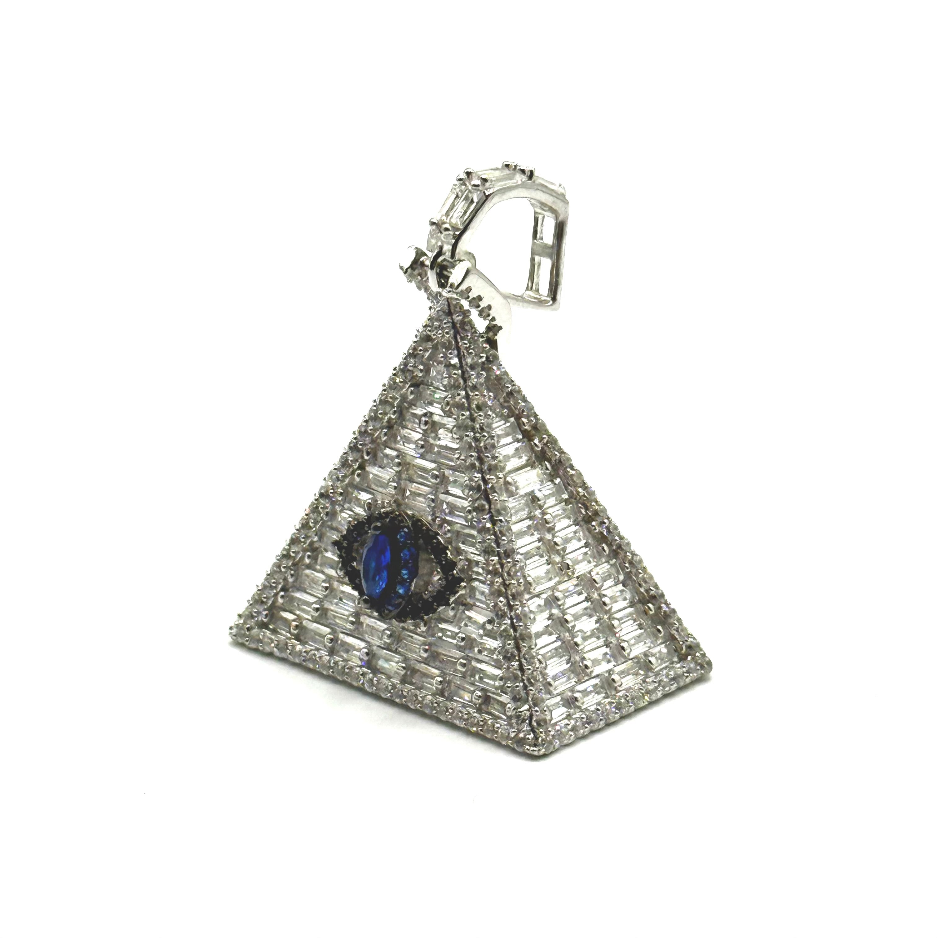 Iced out pyramid 3D