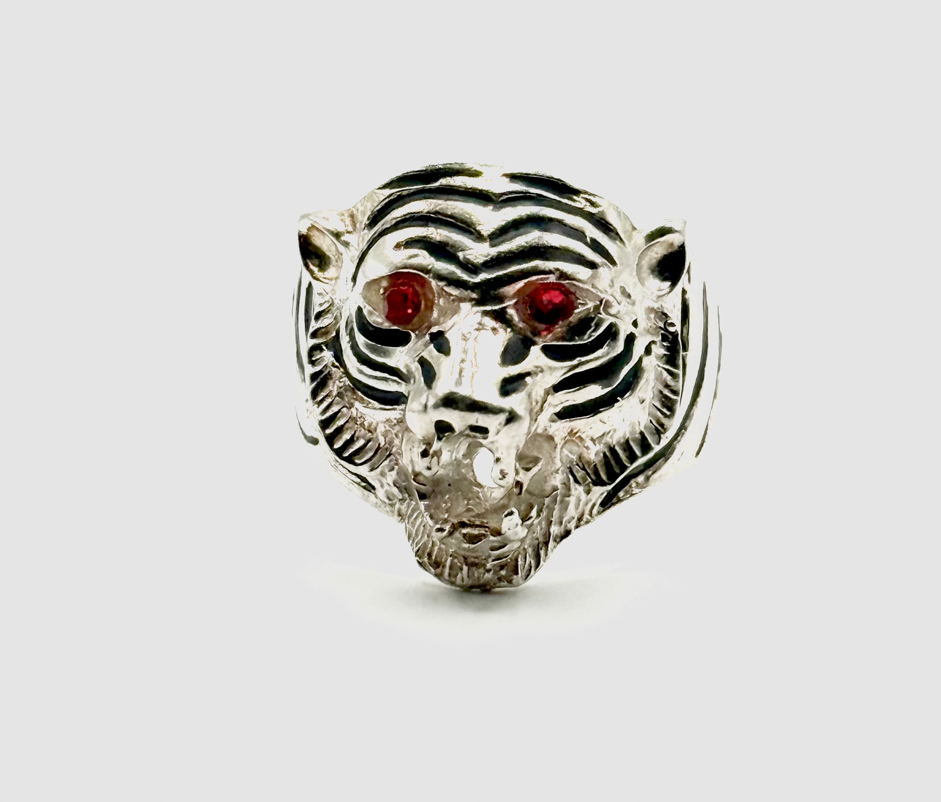 Men’s Tiger Ring