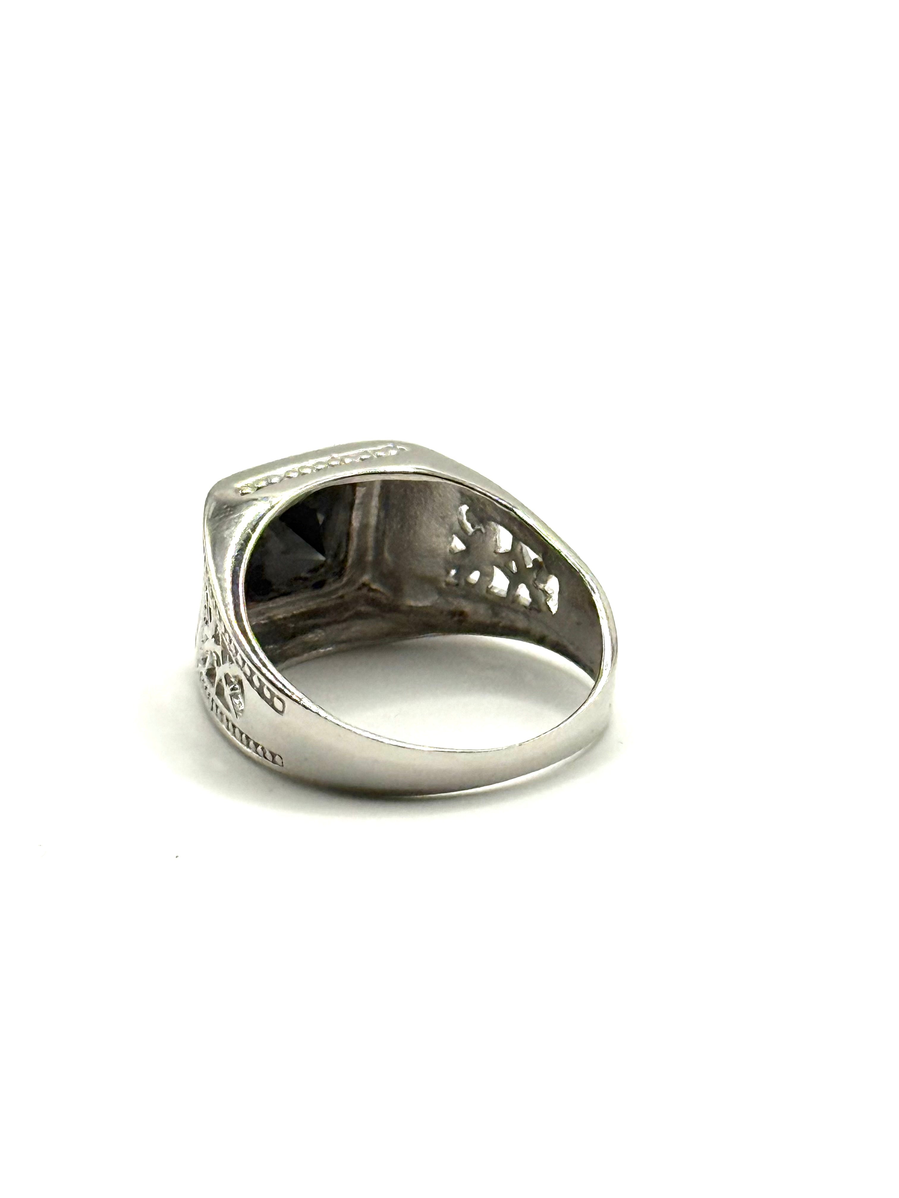Mens stone ring
