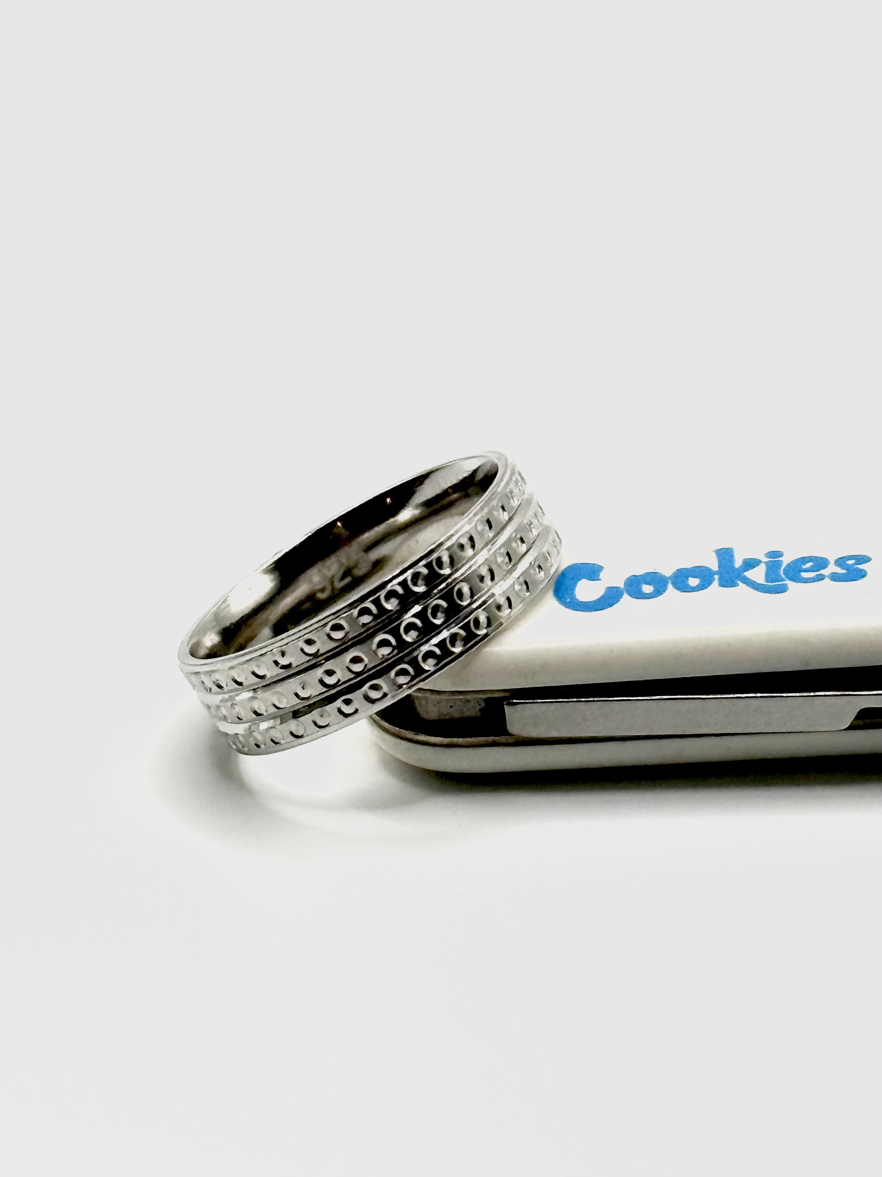 Mens all around drill ring