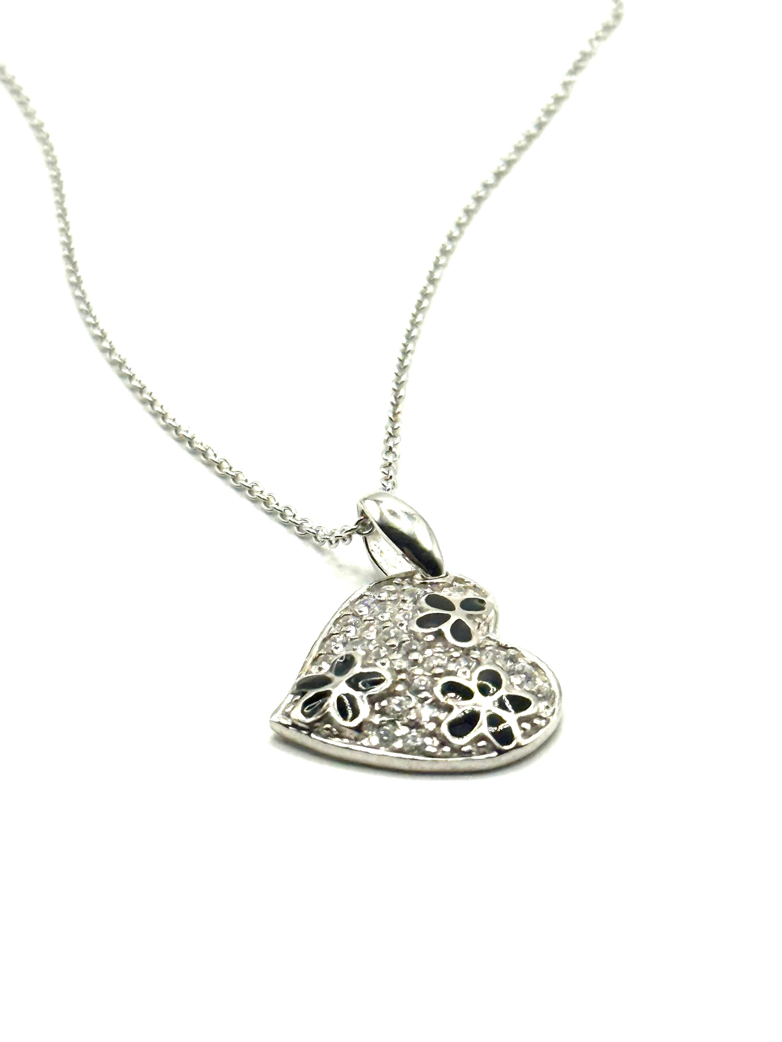 Woman’s heart necklace