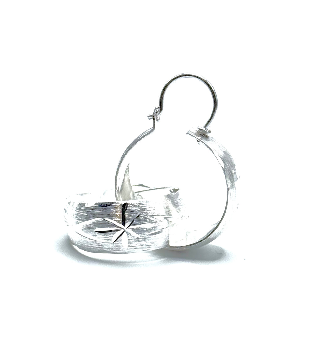 Woman’s hoop earrings smaller size