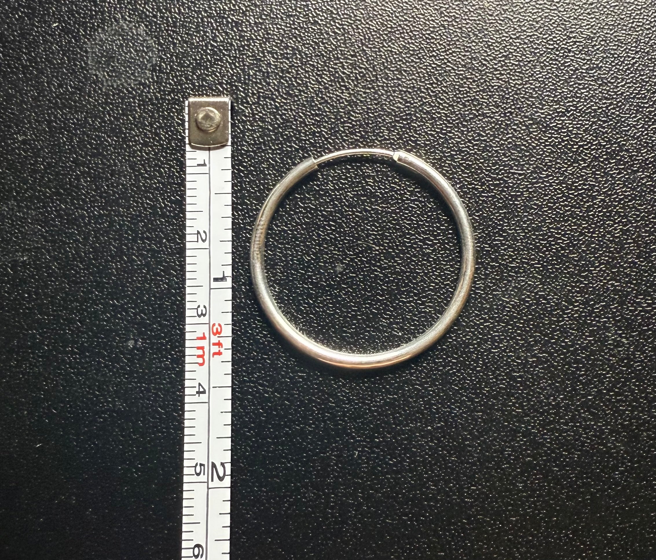 Woman’s plain earrings Silver