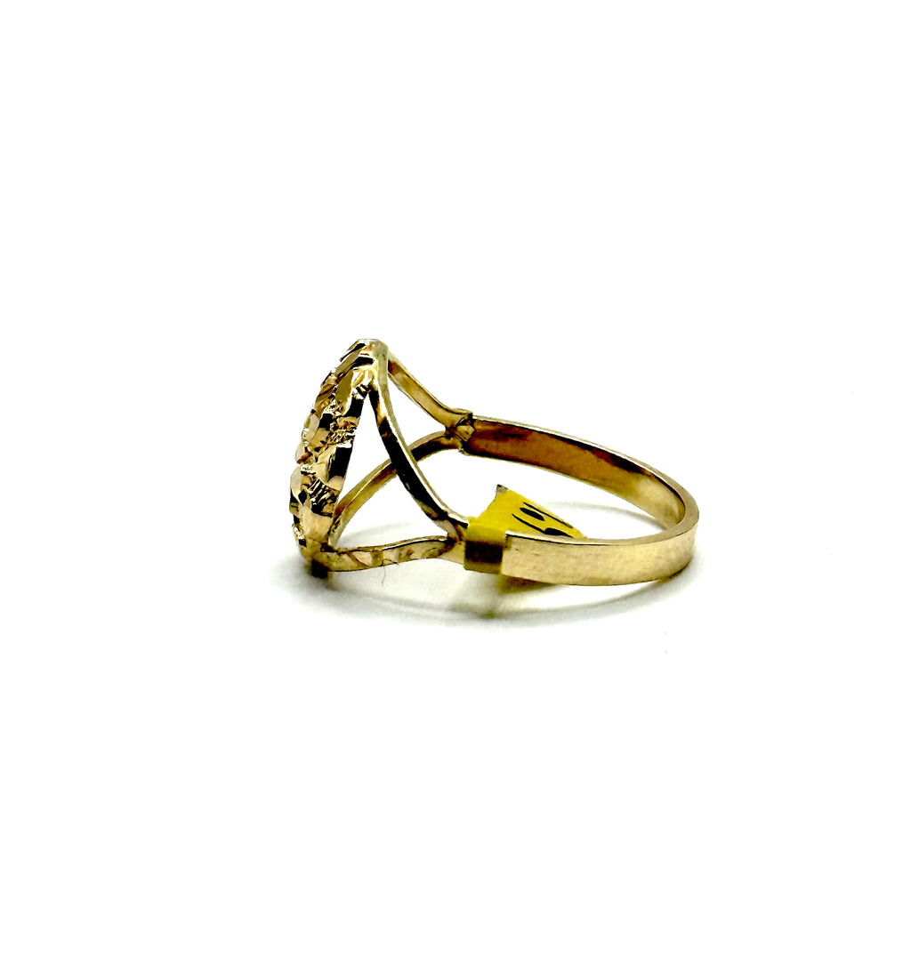 Gold oval nugget woman’s ring