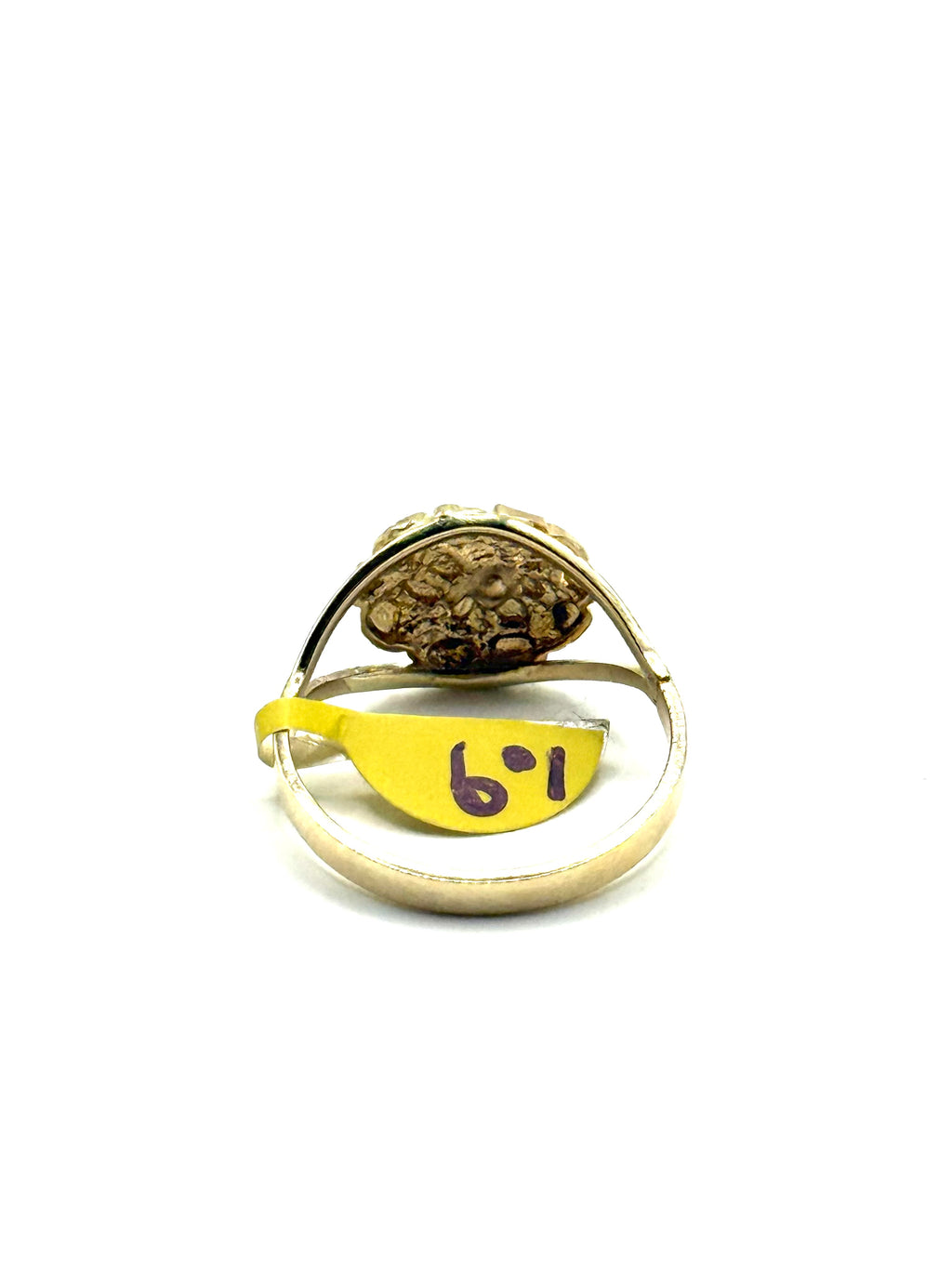 Gold oval nugget woman’s ring