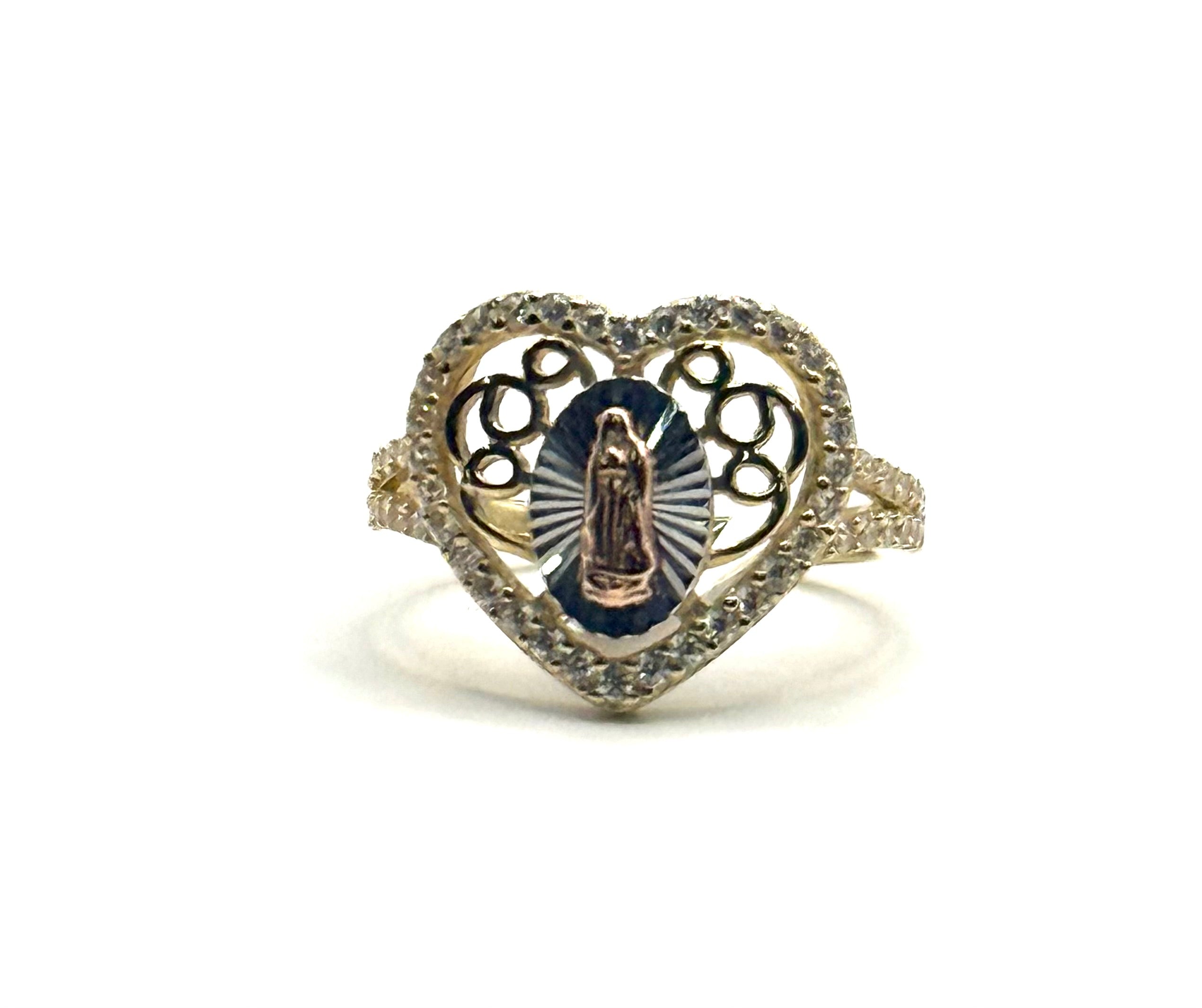Woman’s 14k gold heart ring