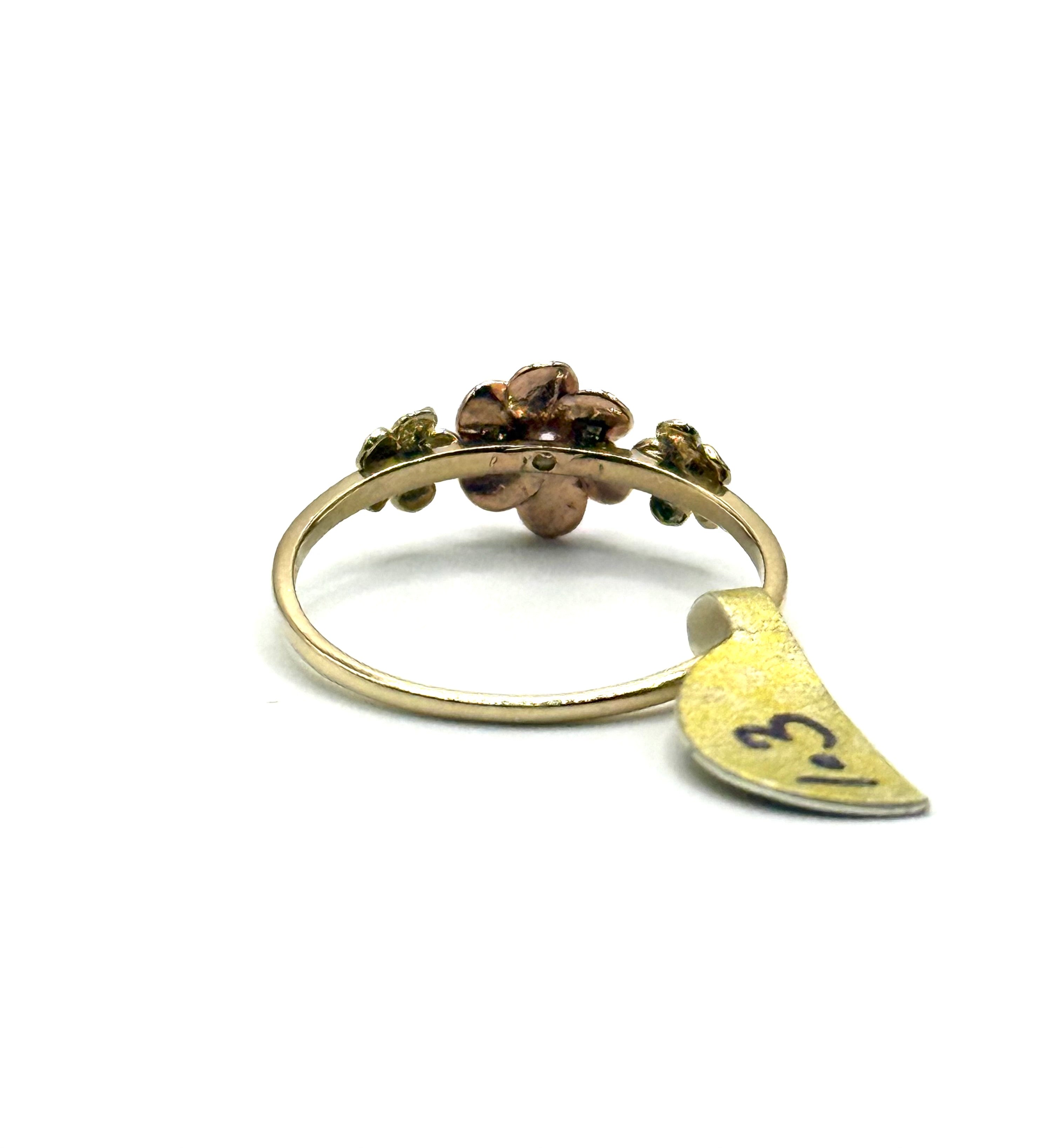 Hawaiian Flower Ring